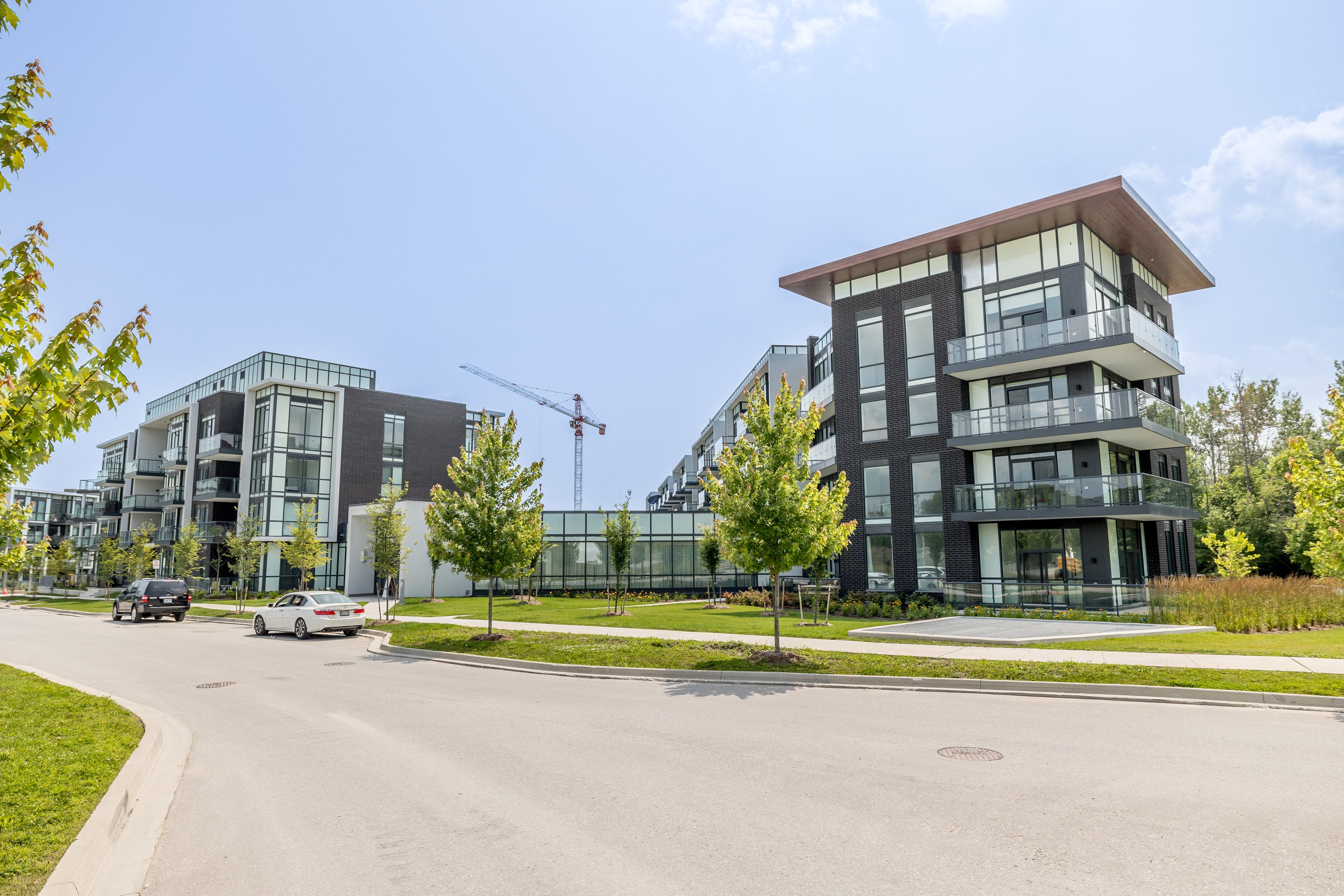 415 Sea Ray Avenue-103-1