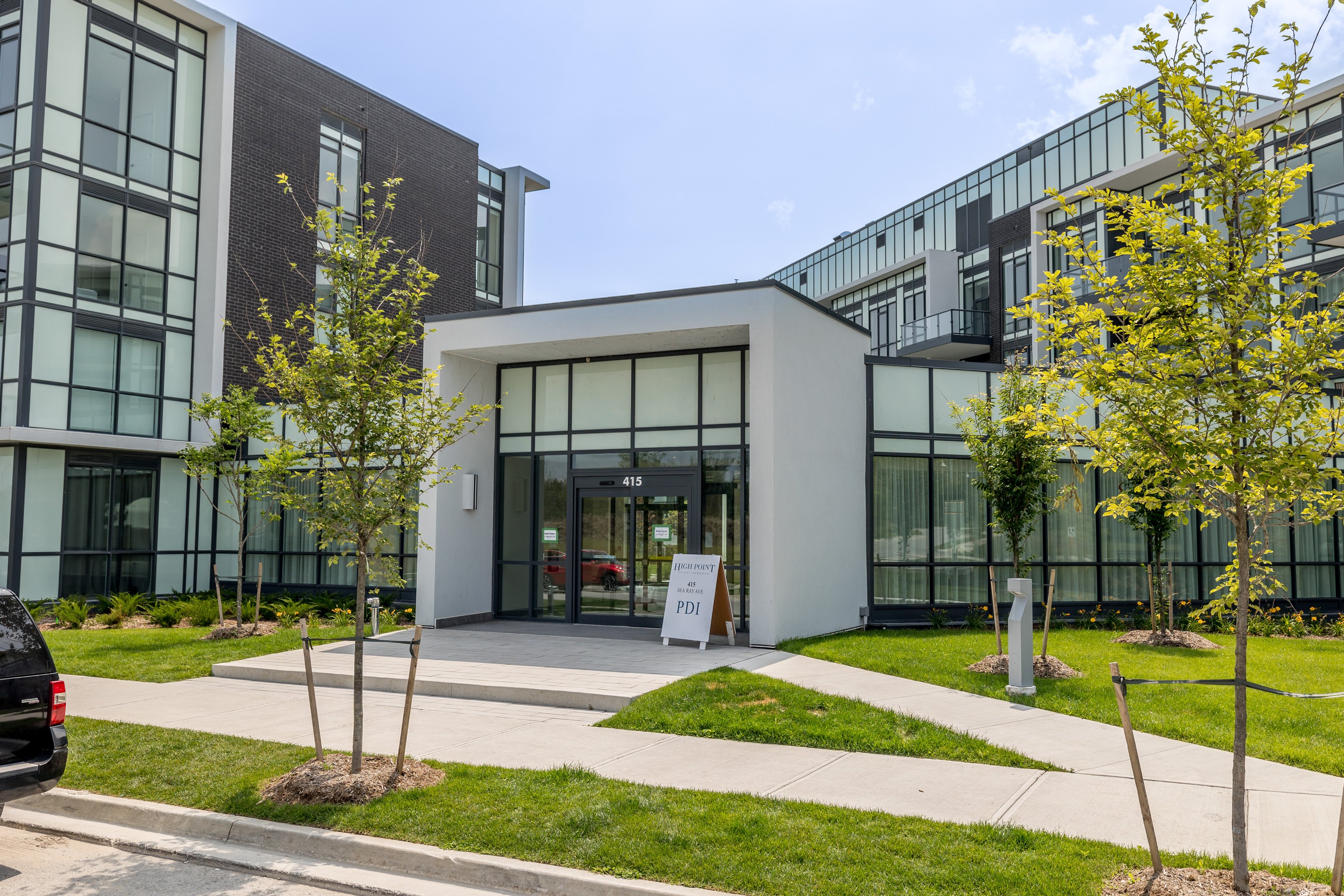 415 Sea Ray Avenue-104-1